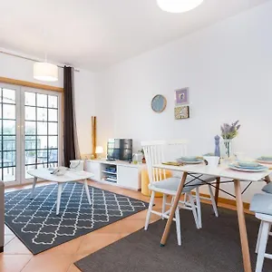 Delfimar Apartment